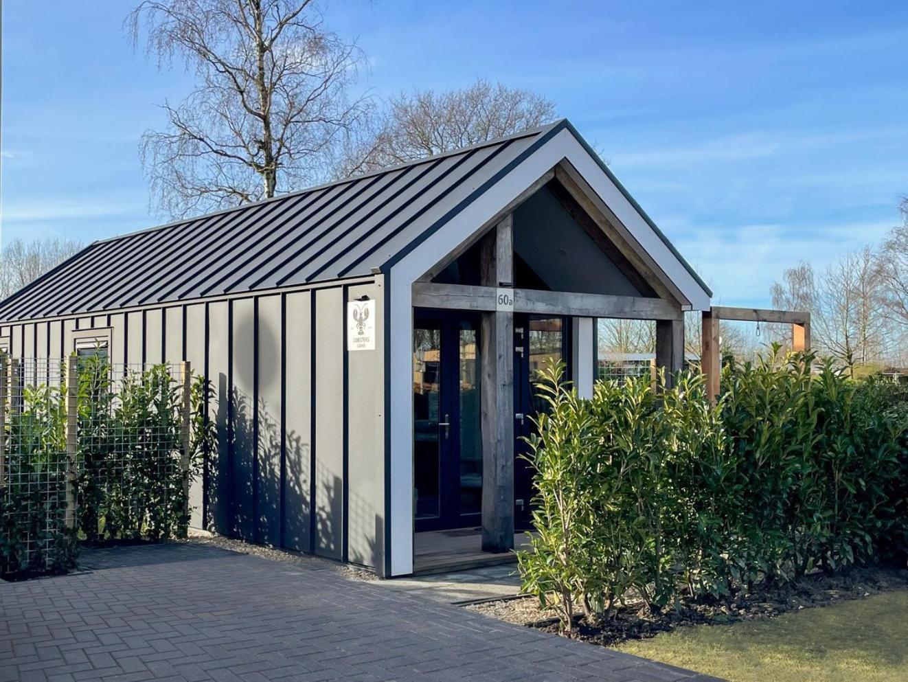 Lobsters In ' Wellness With Private Hottub, Private Sauna And Outdoor Shower ' Airco's ' Free Wifi ' Complimentary Bed Linen And Towels *